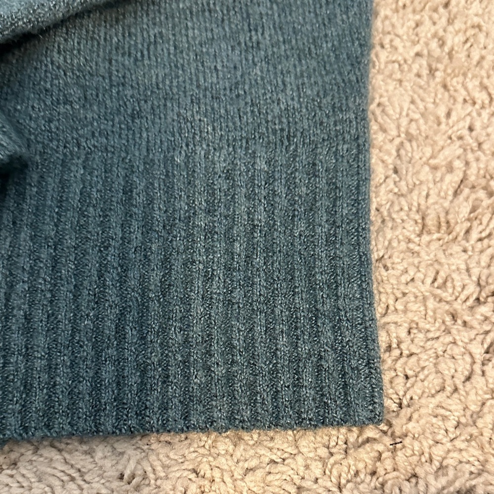 EUC size XS Evereve Teal V-Neck Sweater - Picture 3 of 5